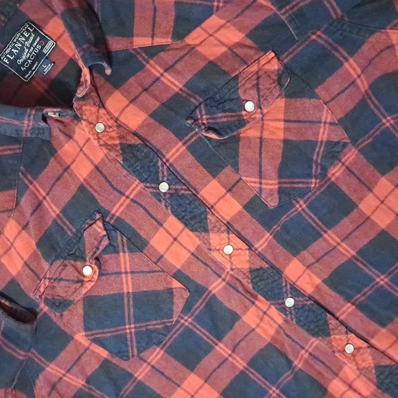 Cactus Other - Flannel Original brand by Cactus L button close
